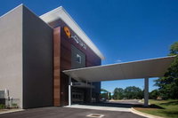 La Quinta Inn  Suites by Wyndham Oxford