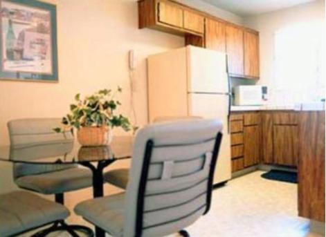 Quail Hollow One Furnished Apartments - thumb 2