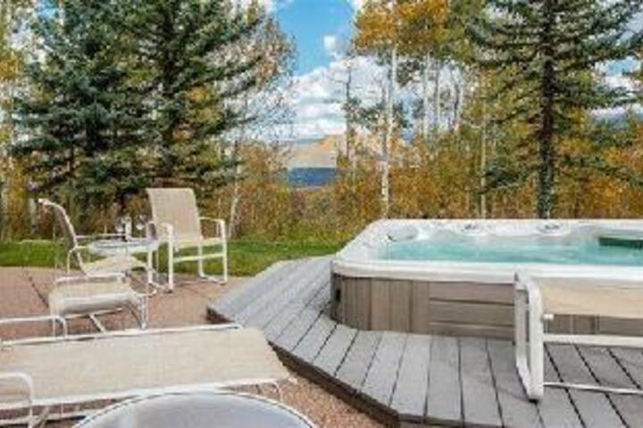 Pine Ridge 5 Bedrooms Home - thumb 1