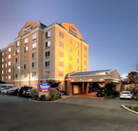 Fairfield Inn  Suites by Marriott Woodbridge - Accommodation Seattle