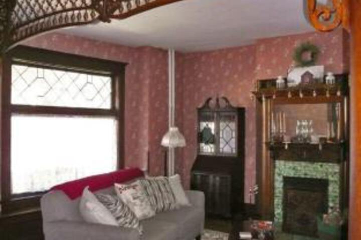 The Red Kettle Inn Bed & Breakfast - thumb 2