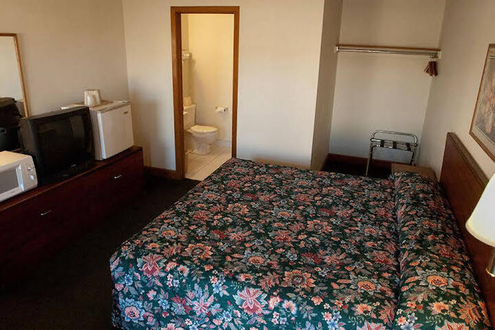 Econo Inn Fremont - thumb 7