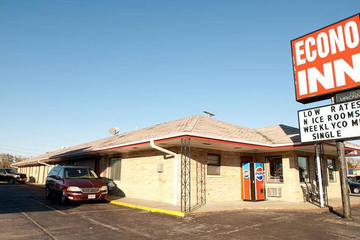 Econo Inn Fremont - thumb 0