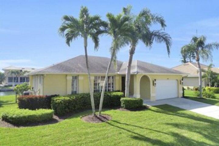 Plantation Court Home - thumb 0