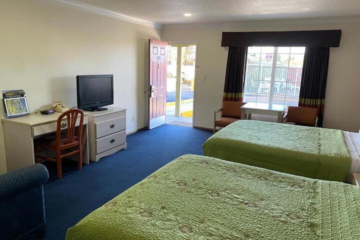 Holiday Lodge - thumb 7