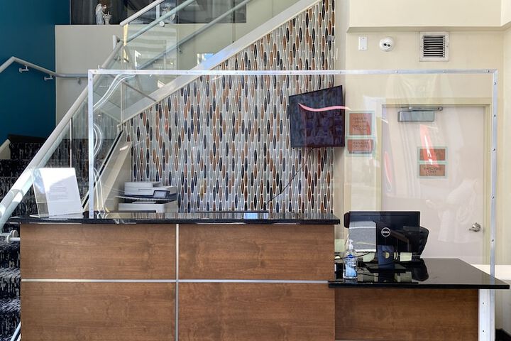 Clarion Inn - thumb 5