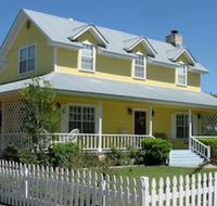 Yellow House Bed and Breakfast - Accommodation Seattle