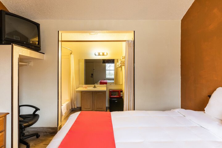 OYO Hotel Decatur TX Hwy 287 Northwest - thumb 7