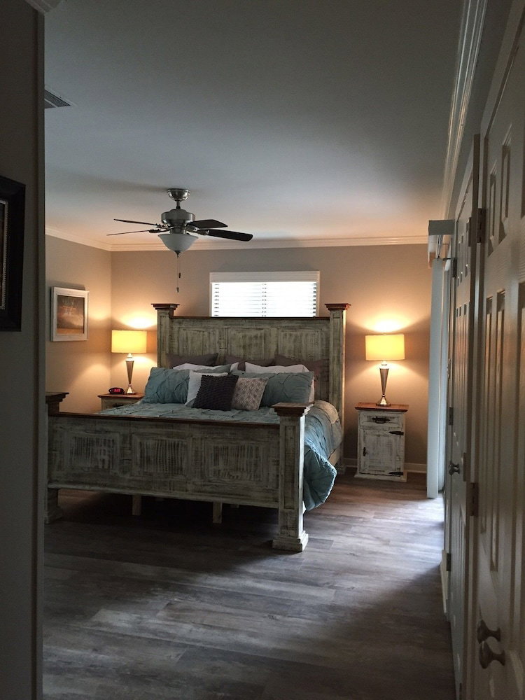 Whitewater Condos - thumb 0