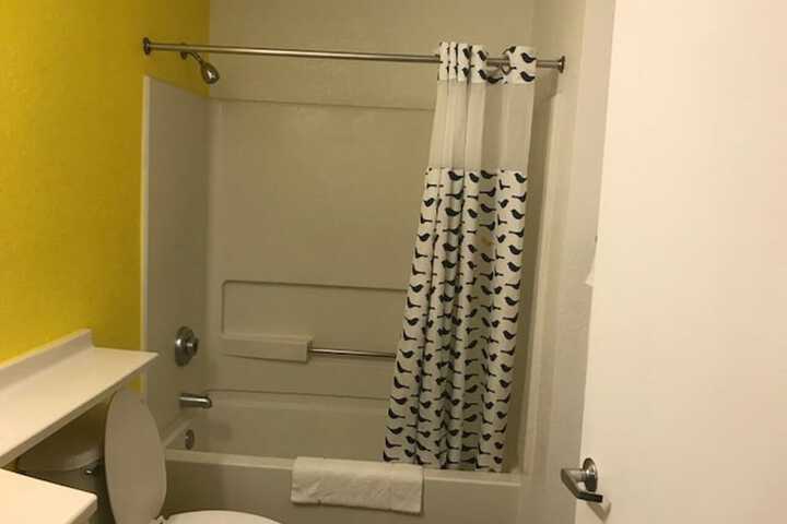 InTown Suites Extended Stay Atlanta GA - Norcross - thumb 4