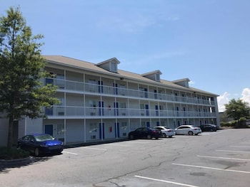 InTown Suites Extended Stay Charleston SC - Rivers Ave - thumb 2