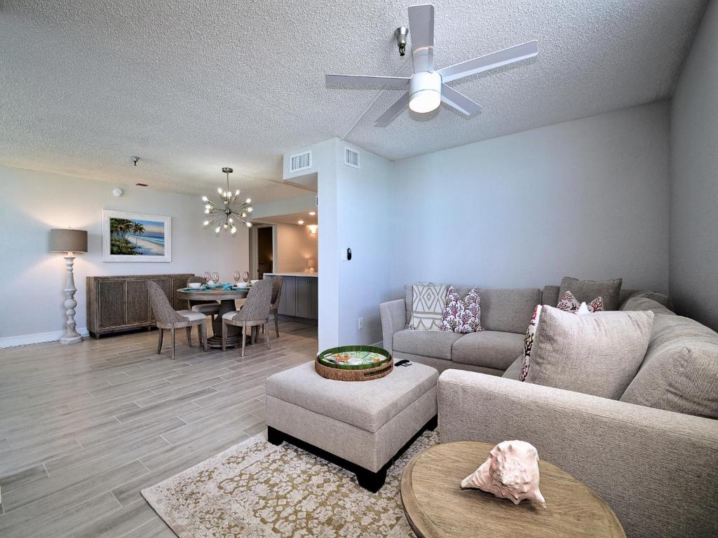 Madeira Towers 802 Renovated Madeira Towers Beachfront 2 Bedroom 2 Bathroom Condo 23143 - thumb 1