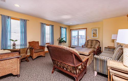 By The Sea - thumb 4