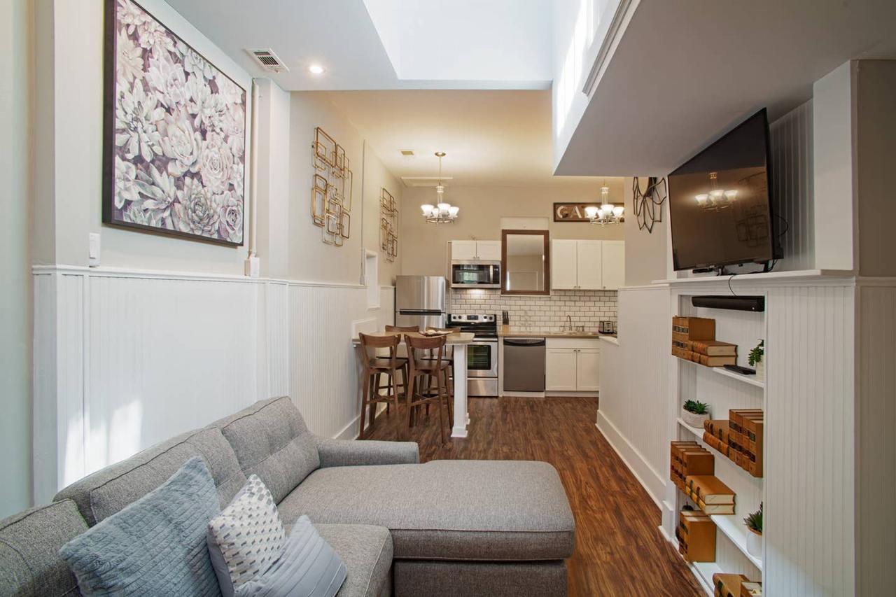 101 E Waldburg - Cozy Cottage Just Off Of Forsyth Park - thumb 16