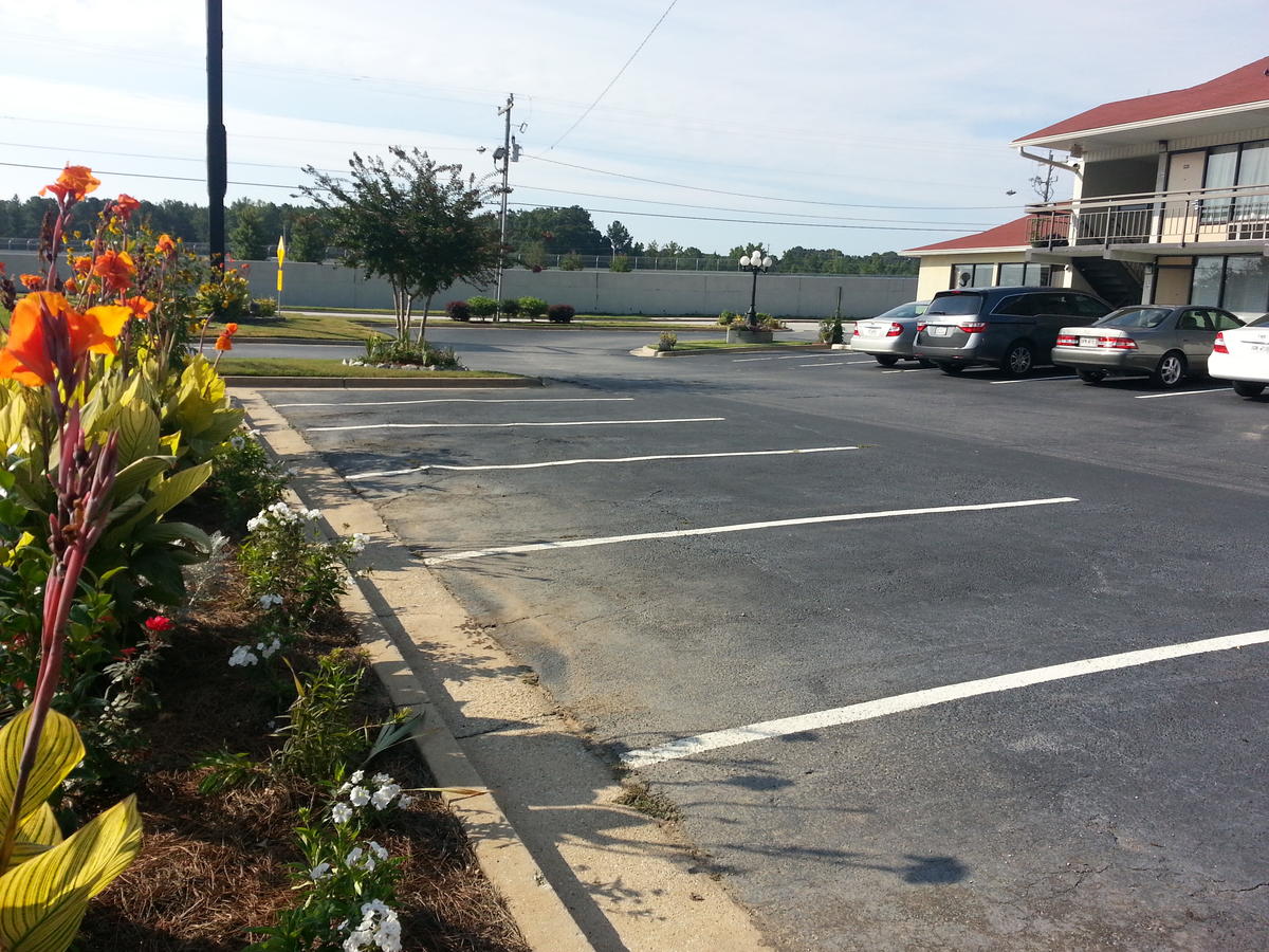 Americas Best Value Inn Douglasville - thumb 10