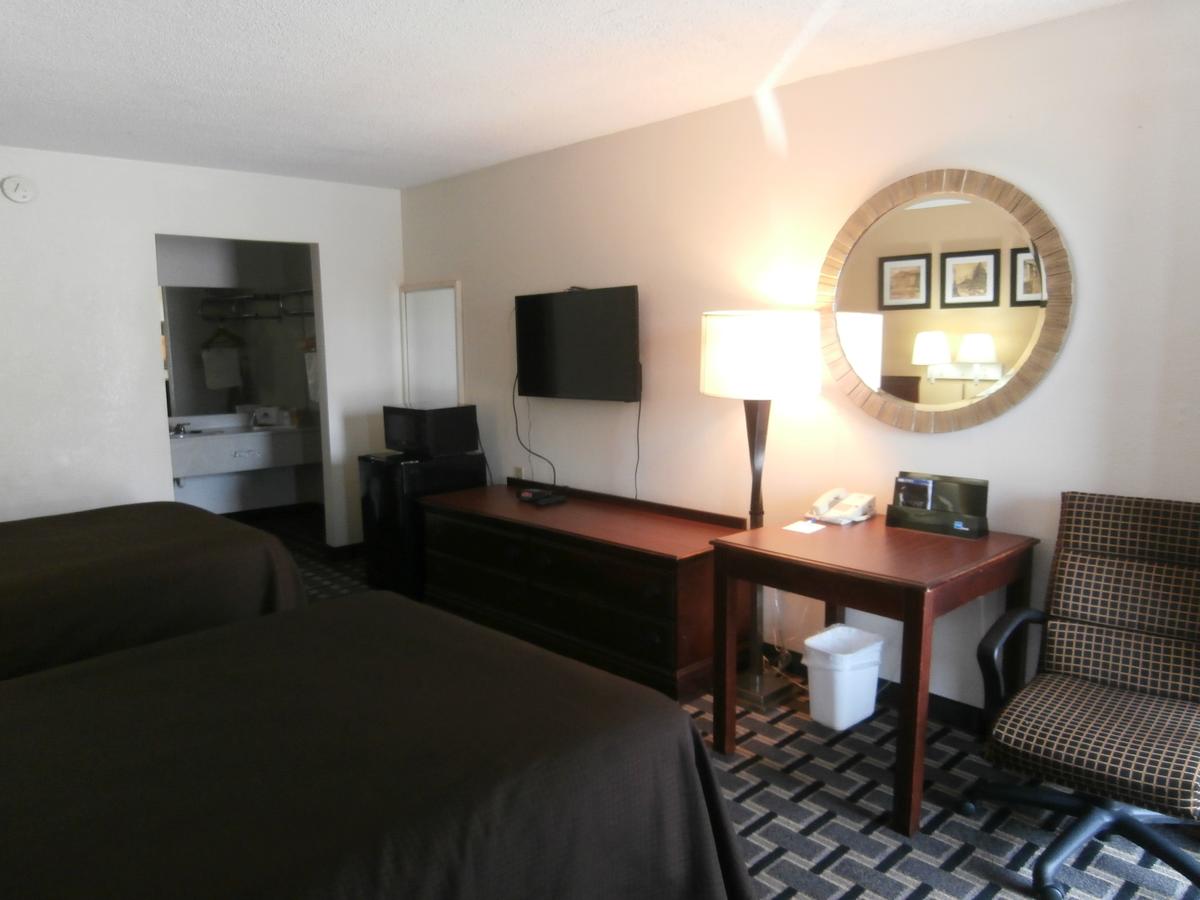 Americas Best Value Inn Douglasville - thumb 2