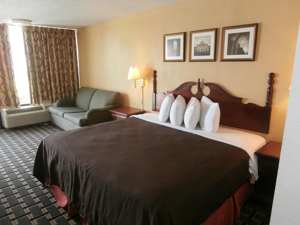 Americas Best Value Inn Douglasville - thumb 6
