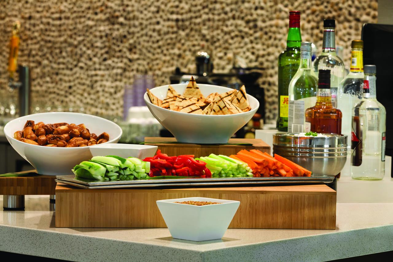 Embassy Suites By Hilton Oahu Kapolei - FREE Breakfast - thumb 20