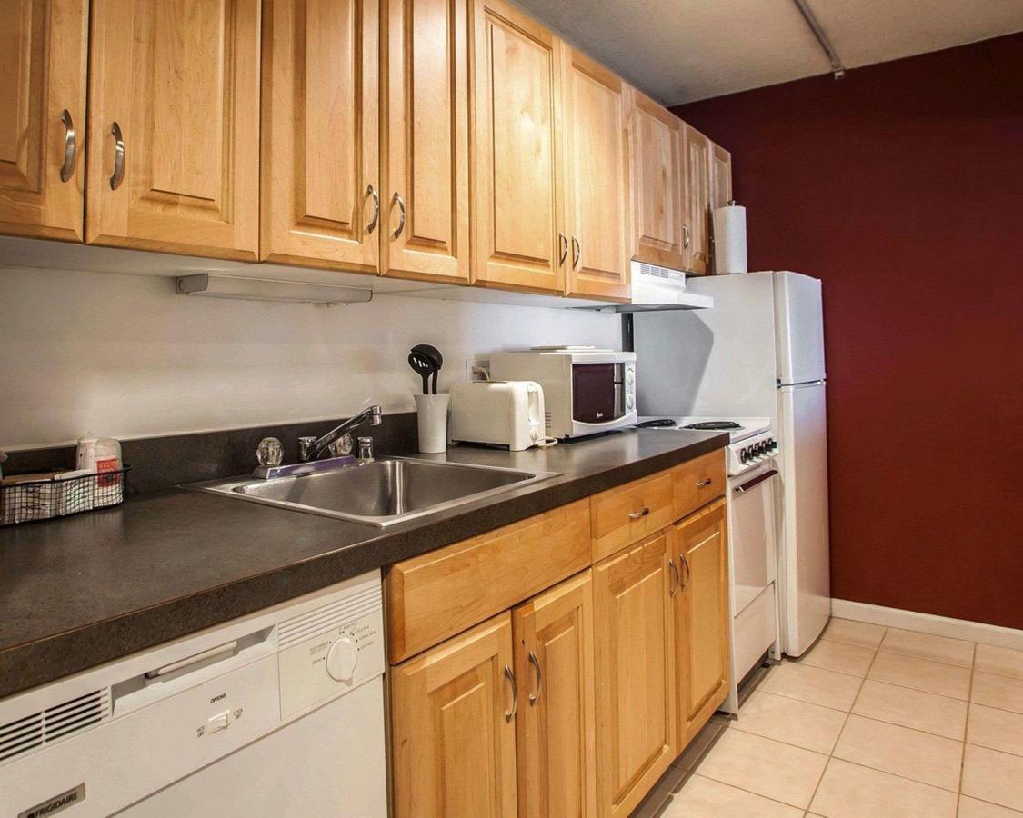 Comfort Suites Michigan Avenue - thumb 28