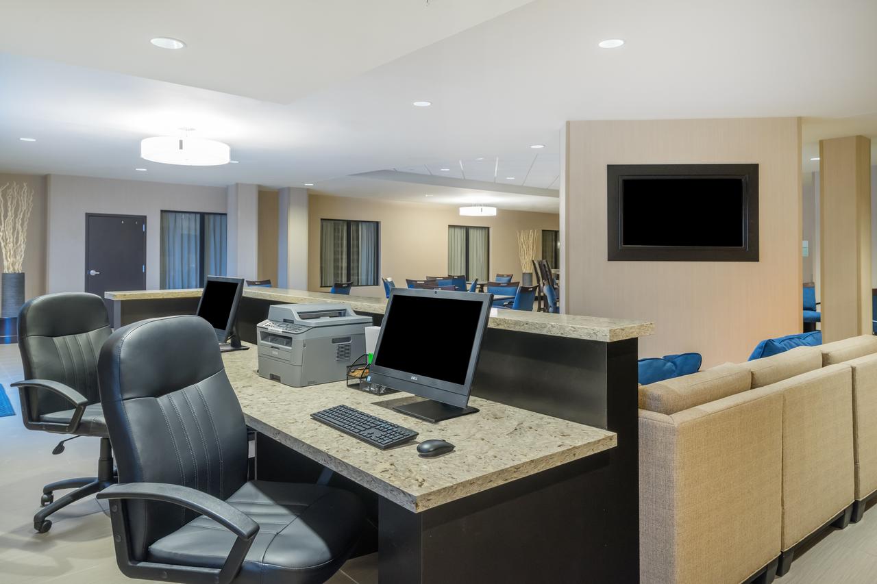 Holiday Inn - Terre Haute - thumb 12