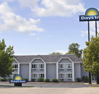 Days Inn by Wyndham Council Bluffs/9th Ave - Accommodation Seattle