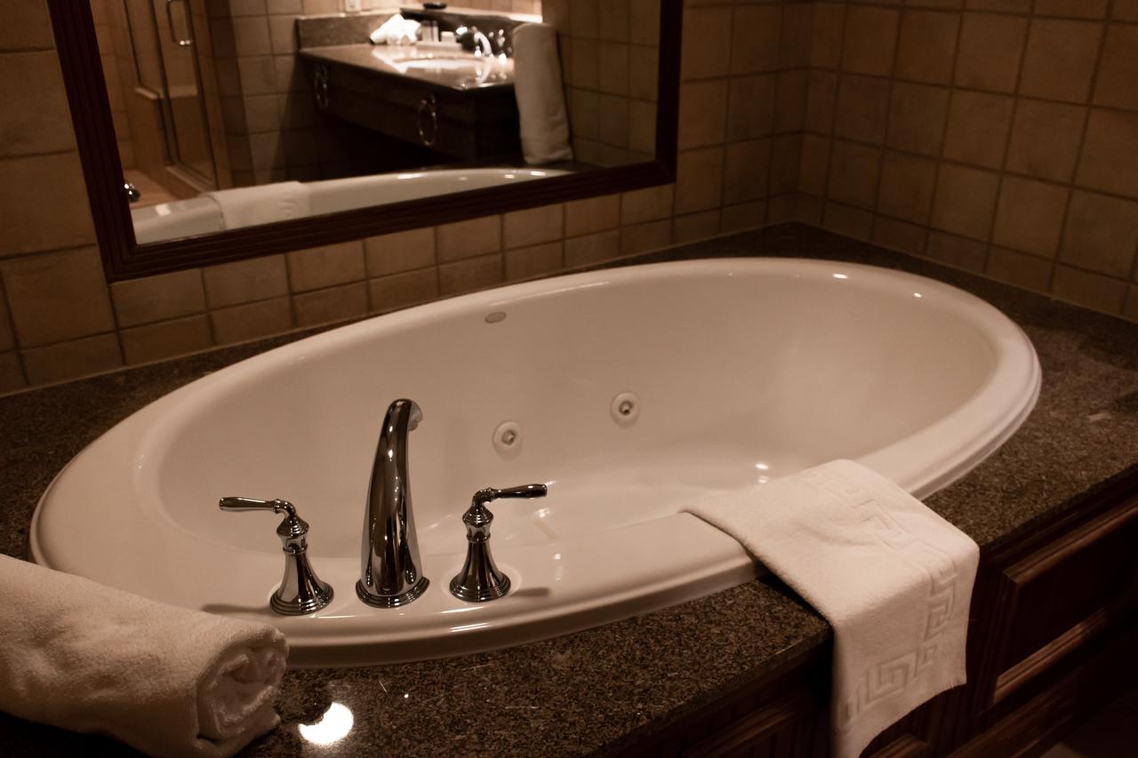 Isle Casino Hotel Waterloo - thumb 15