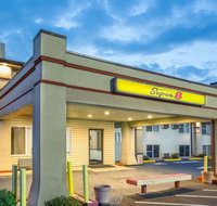 Super 8 by Wyndham North Sioux City - Accommodation Seattle