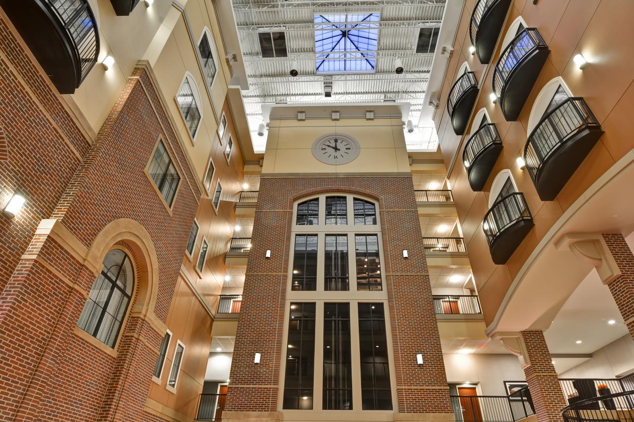 Courtyard Wichita At Old Town - thumb 2