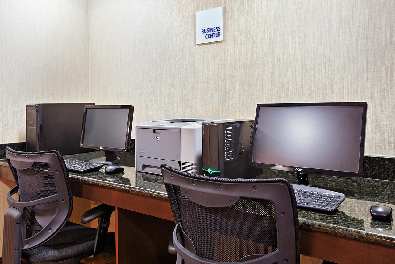 Holiday Inn Express Hotel Fort Campbell-Oak Grove - thumb 14