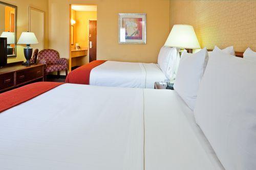Holiday Inn Express Hotel Fort Campbell-Oak Grove - thumb 15