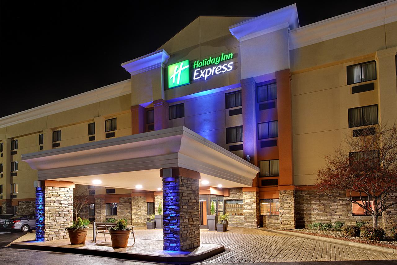 Holiday Inn Express Hotel Fort Campbell-Oak Grove - thumb 3