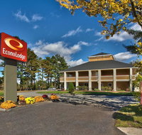 Econo Lodge Maine Mall - Accommodation Seattle