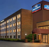 Howard Johnson by Wyndham South Portland - Accommodation Seattle