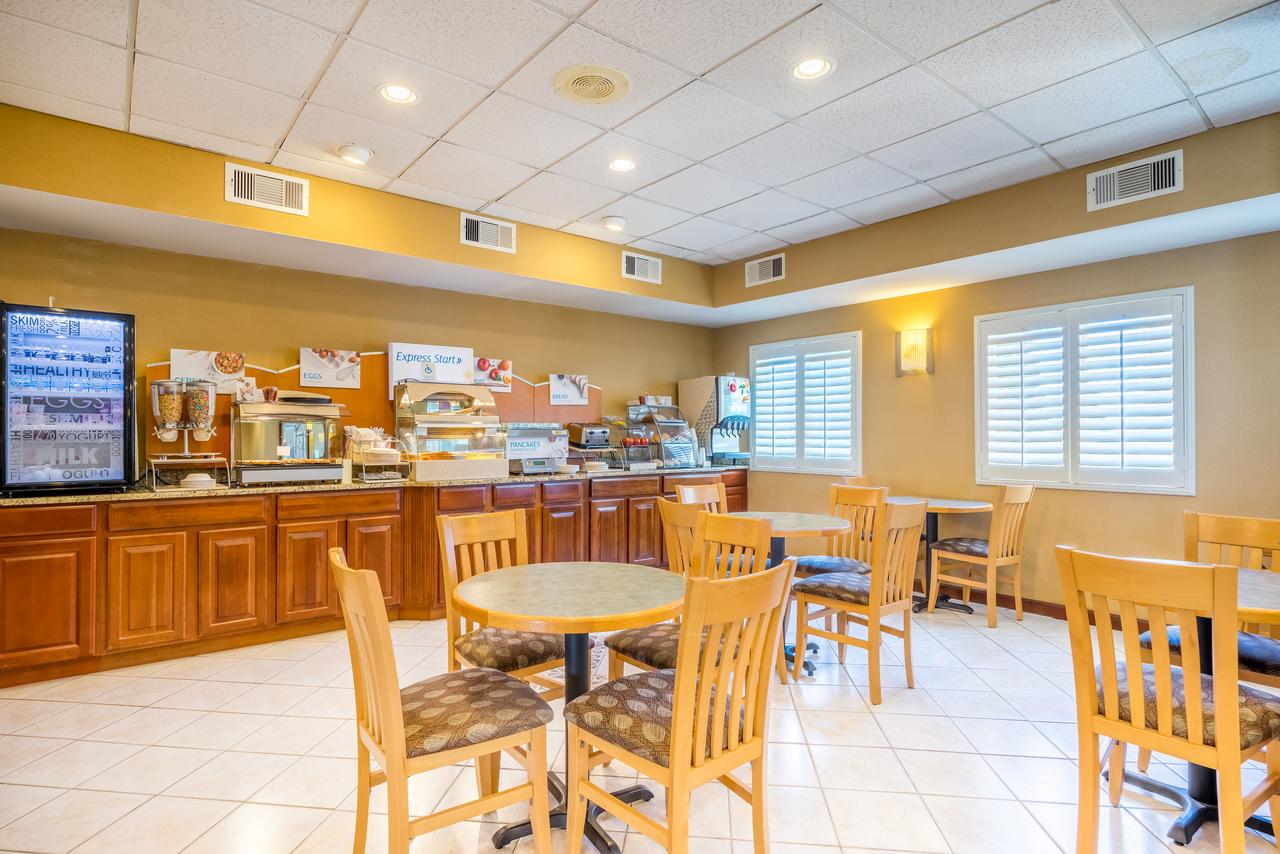 Holiday Inn Express Annapolis East-Kent Island - thumb 36