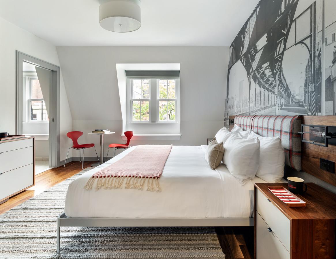 The Revolution Hotel - thumb 11