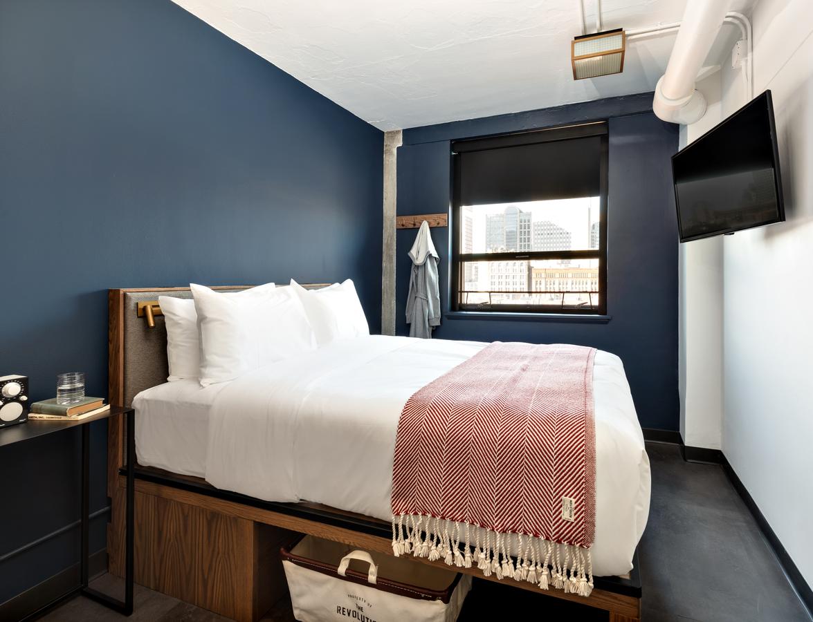 The Revolution Hotel - thumb 44