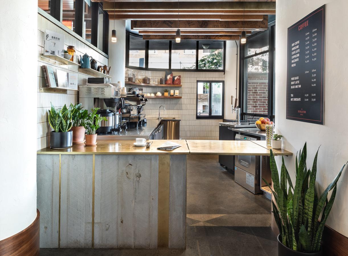 The Revolution Hotel - thumb 20