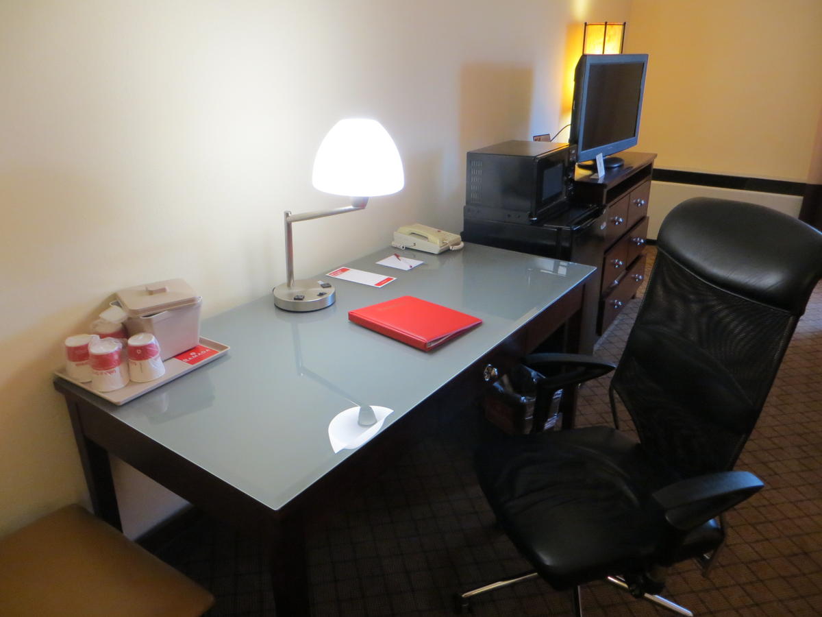 Ramada By Wyndham Lansing Hotel & Conference Center - thumb 33