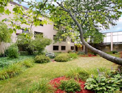 Ramada By Wyndham Lansing Hotel & Conference Center - thumb 35