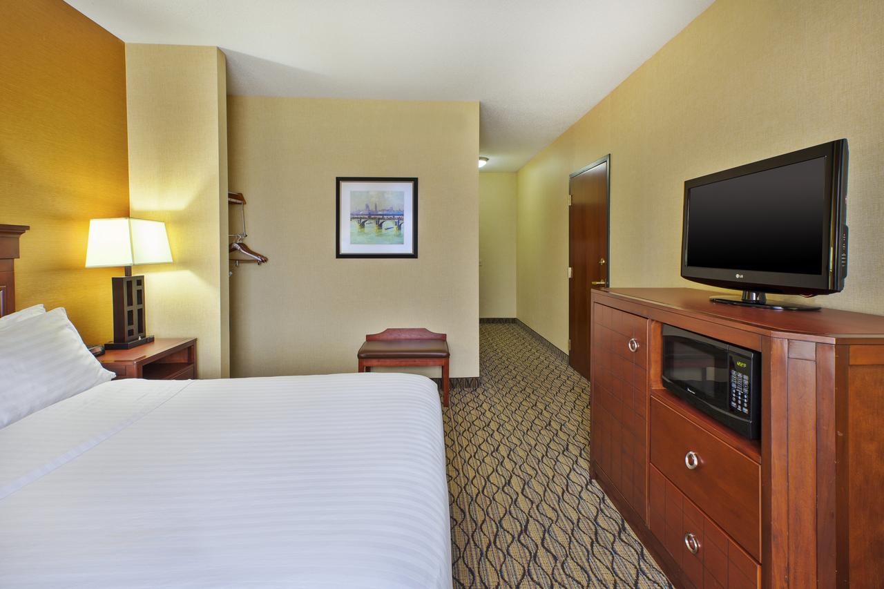 Holiday Inn Express Hotel & Suites - Belleville Area - thumb 39