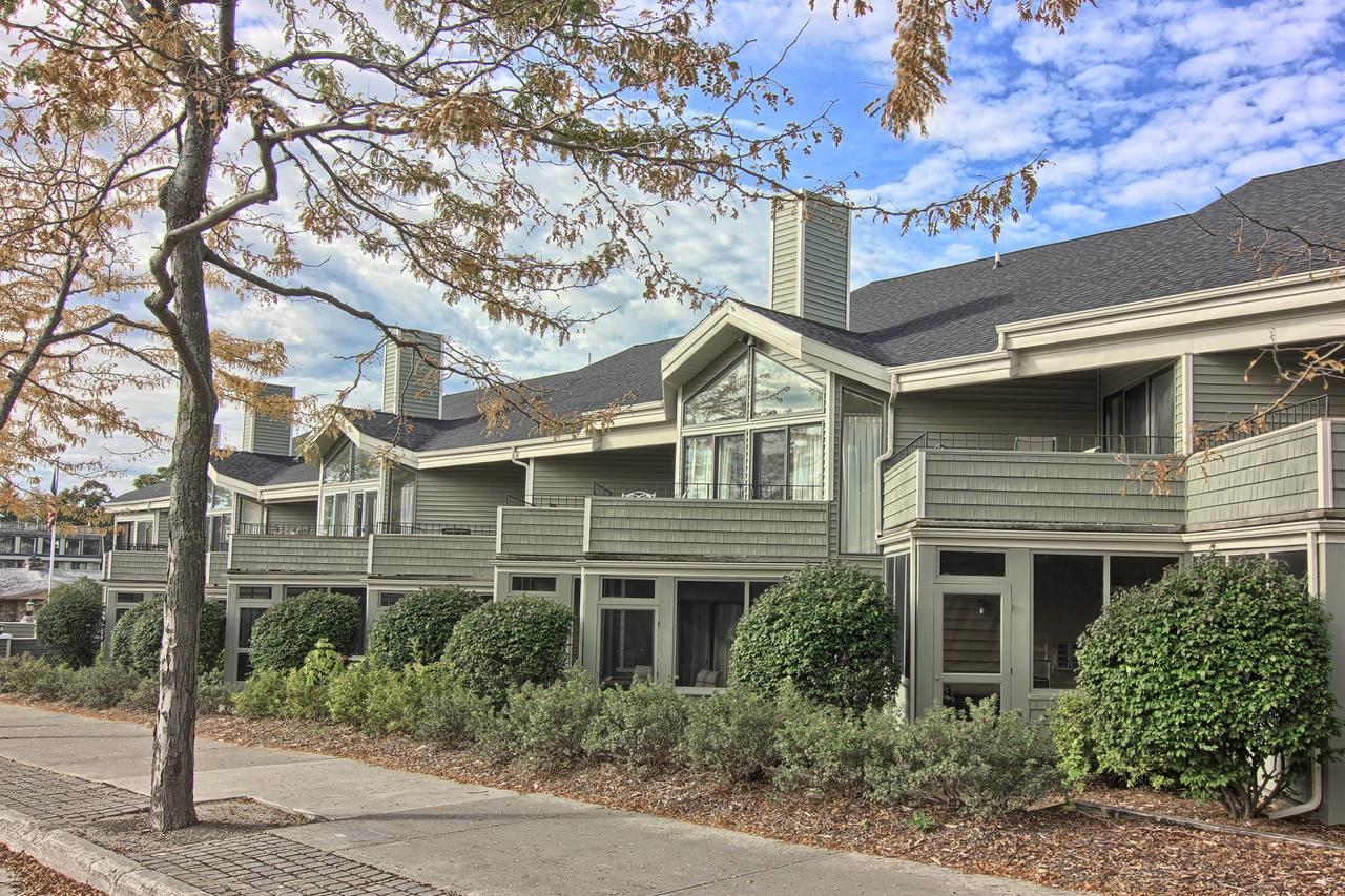 108 Pointes North Inn - thumb 10