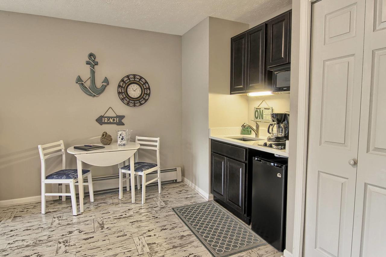 108 Pointes North Inn - thumb 1