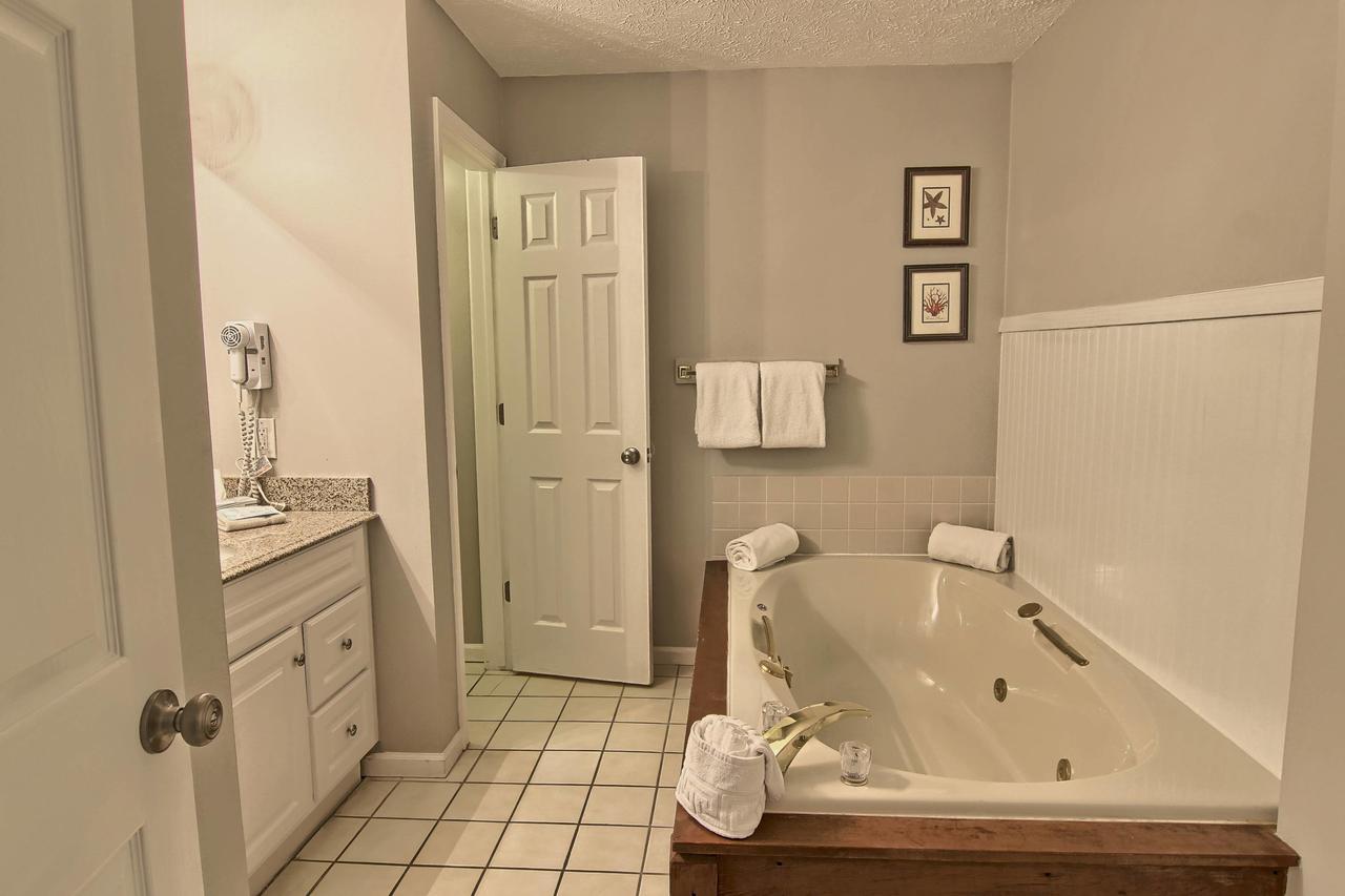 108 Pointes North Inn - thumb 17