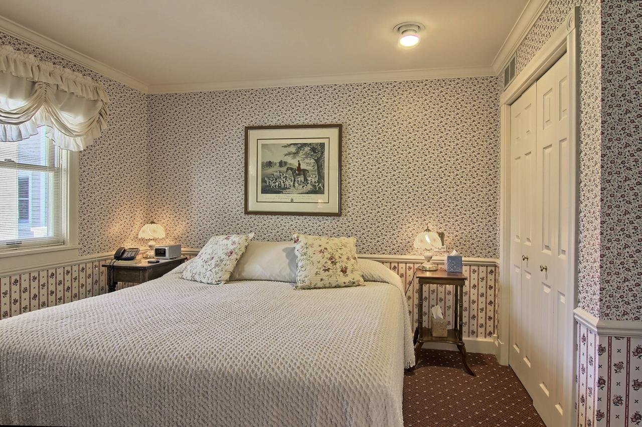 111 Water Street Inn - thumb 7
