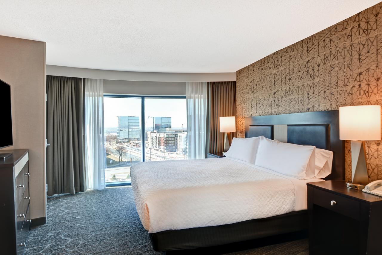 Embassy Suites Minneapolis - Airport - thumb 12