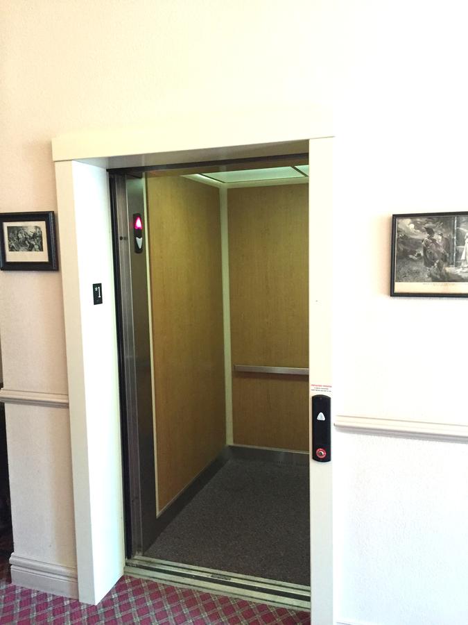 Hermann Crown Suites - thumb 11