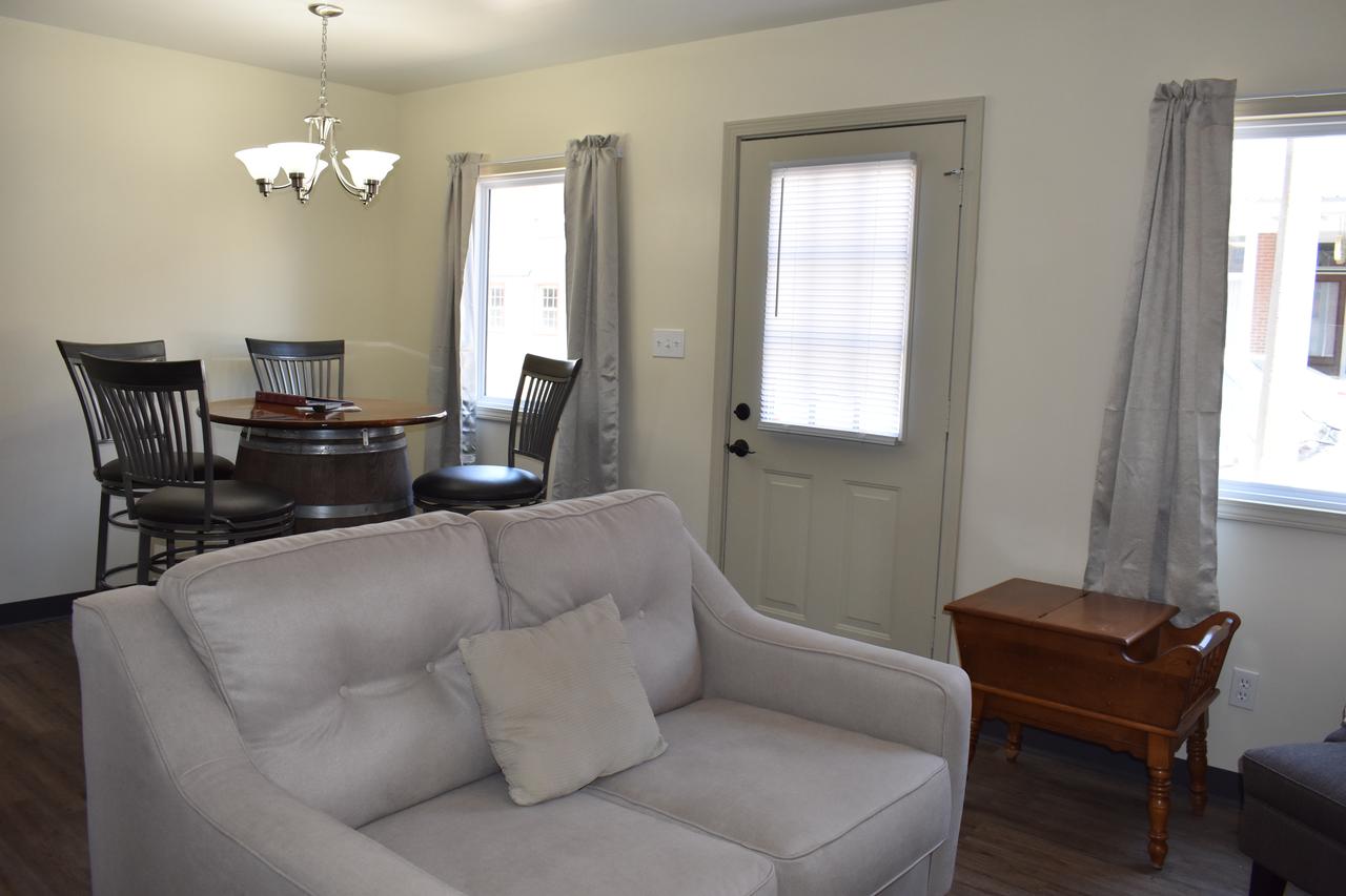 Hermann Crown Suites - thumb 18