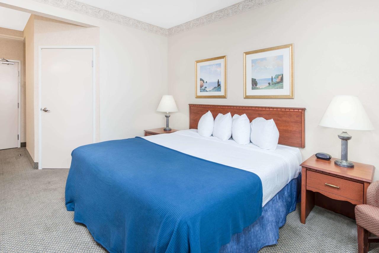 Baymont By Wyndham Ft. Leonard/Saint Robert - thumb 38