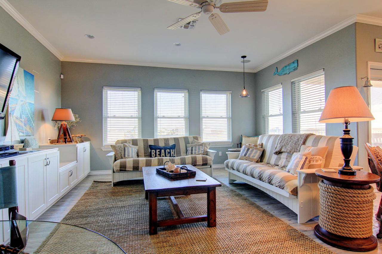 745PP-The View - thumb 8