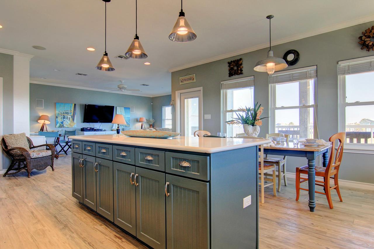 745PP-The View - thumb 19